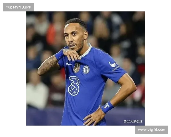 奥巴梅扬为何宁弃法国队选择加蓬国家队背后的真实原因解析