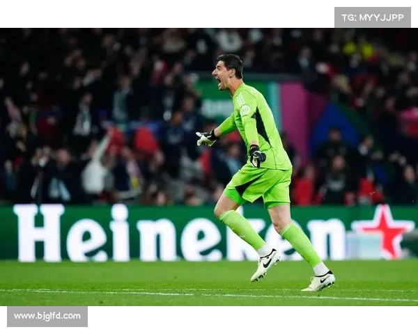 拜仁为何始终无缘金球奖深度解析球队荣耀与个人荣誉差距真相