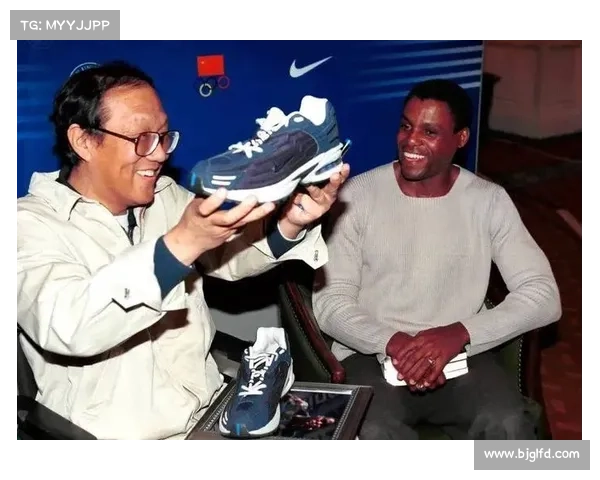 探秘卡尔·刘易斯拼搏与荣耀的传奇历程跨越时光的飞跃与坚韧